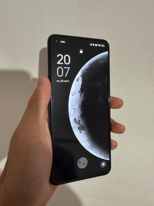 Телефон «Oppo Reno 5»