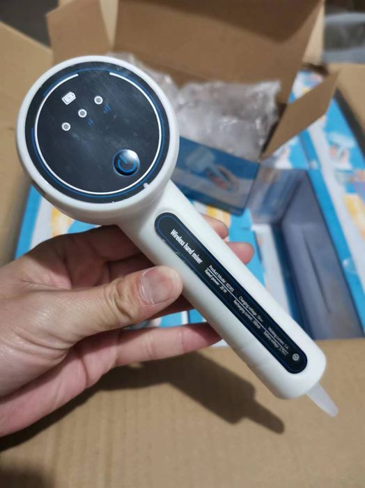 Эл.без приводной миксер