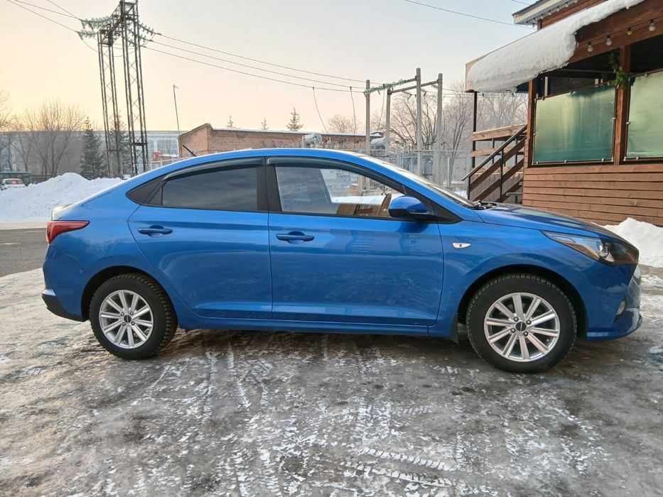 Продам машину Hyundai Accent