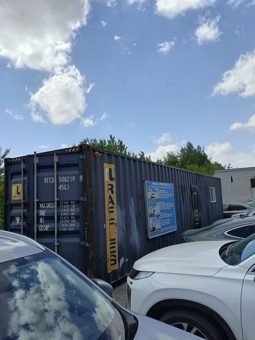 Продам 2 контейнера
