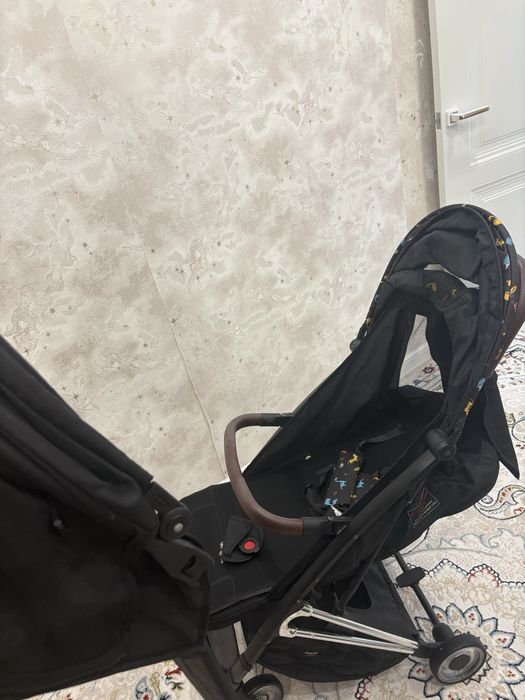 Коляска детская прогулочная