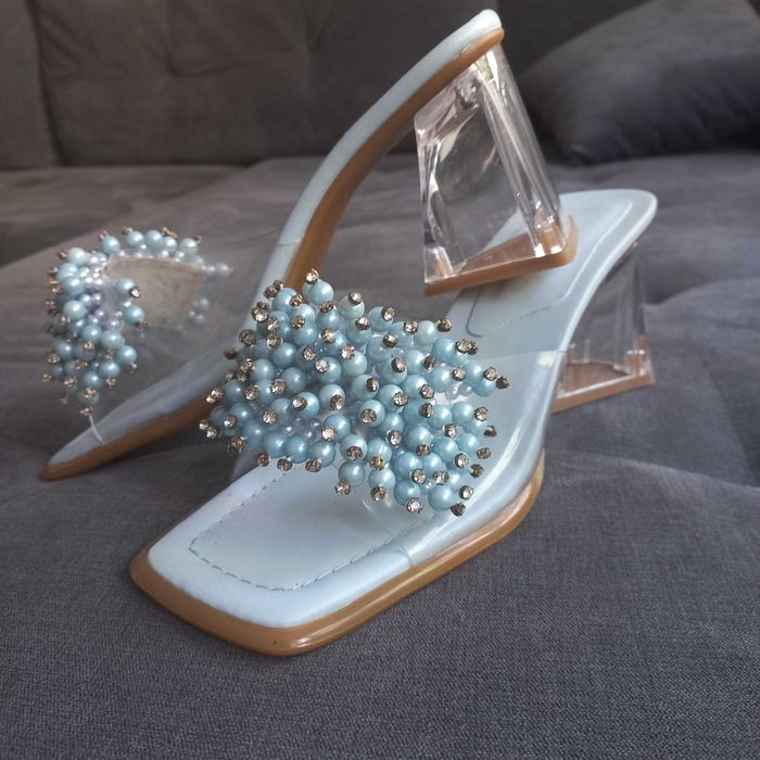 Чехли на ток с маниста