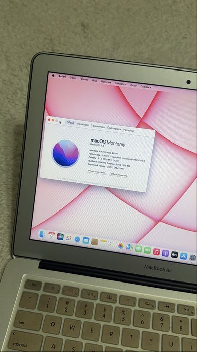 Продается MacBook Air 13