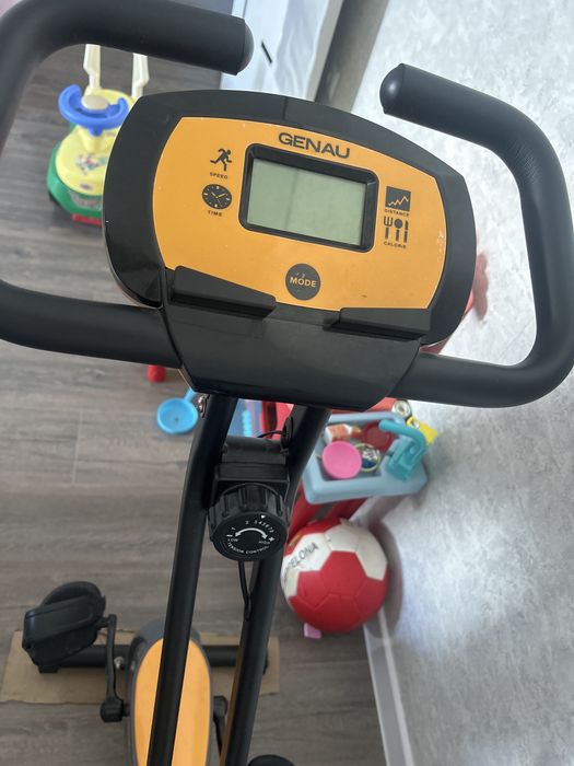 Велотренажер Genau