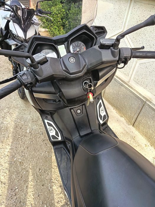 Vind Yamaha Xmax 400