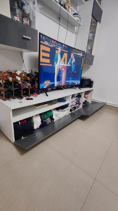 Mobilă Living folosita .Dar in stare foarte bună !