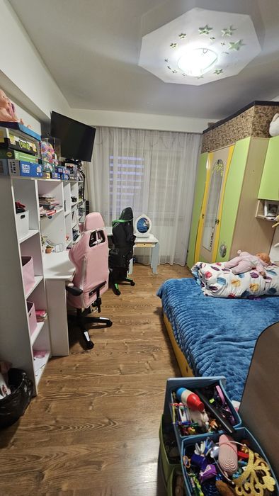 Vând apartament 3 camere, Confort 1