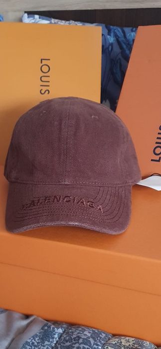Șapcă Balenciaga model 2026, 7  modele, preț fix