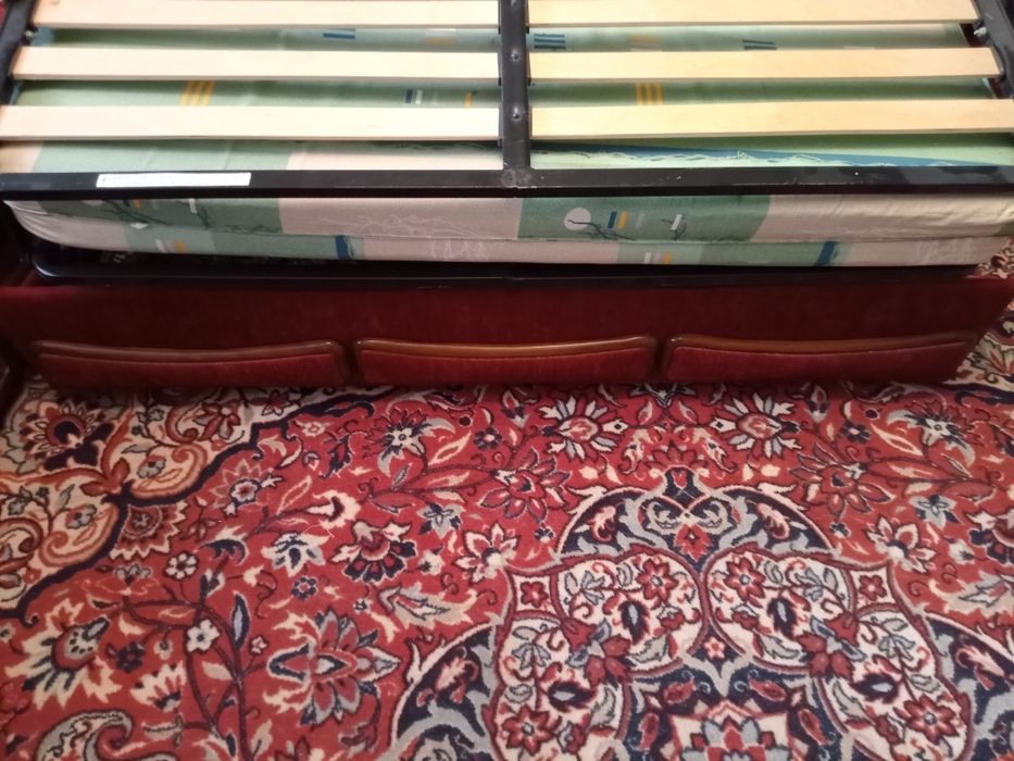 Мягкий уголок с креслом