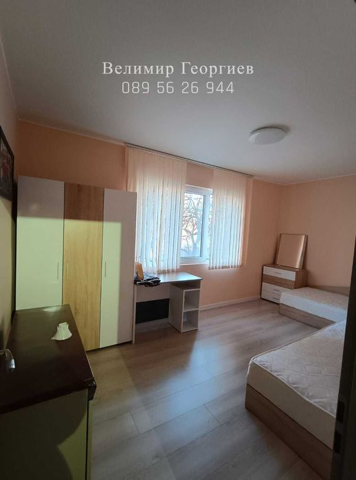 Дава се под наем Тристаен апартамент в Пловдив, Христо Смирненски - 90 кв.м за 548.25 € - Снимка #4