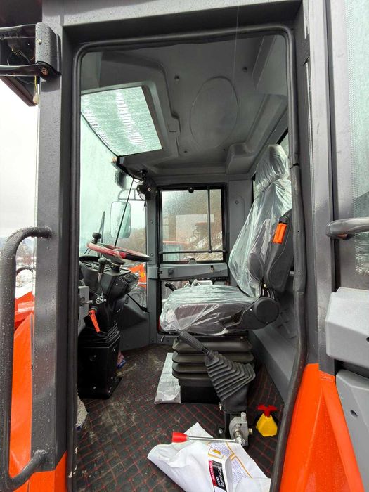 Incarcator Frontal Macao XK300F