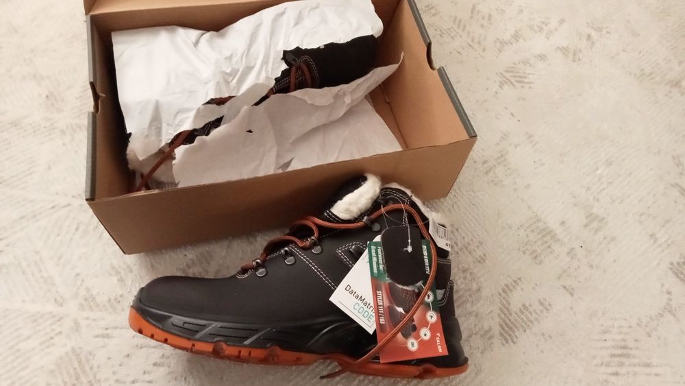 Продадим ботинки талан