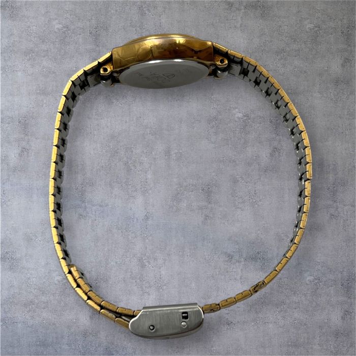 Doxa дамски швейцарски часовник с позлата