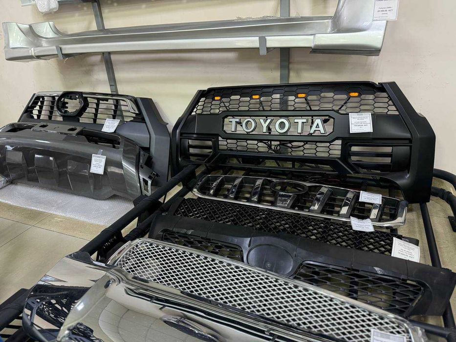 Решетка радиатора на Toyota