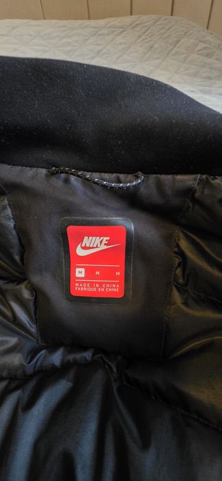Nike Tech Fleece Aeroloft Bomber мъжко яке