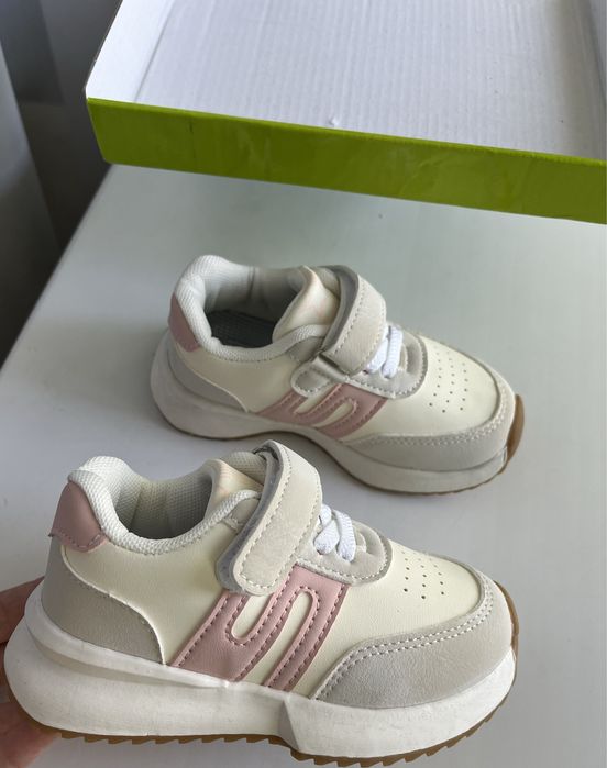 Кросовки для девочки