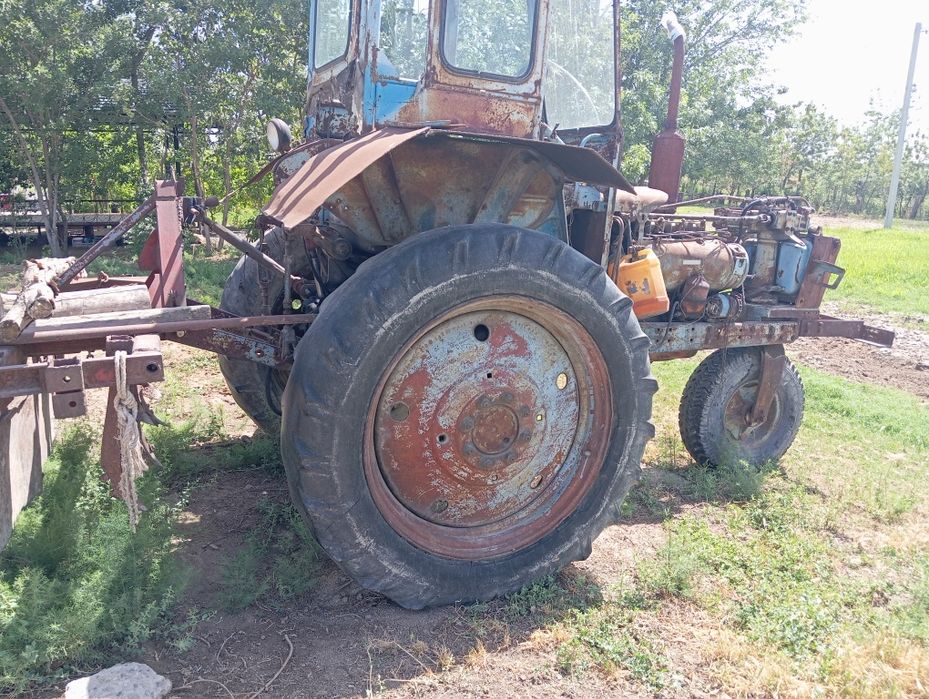 Трактор Т28 находу