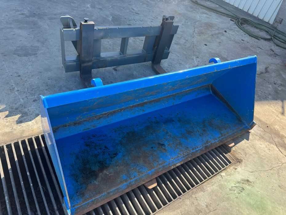 Tractor New Holland Solis RX 50 NOU cu Incarcator Frontal Cupa Cleste si Furci 4x4 John Deere Claas Case Same Deutz Fiat 70 90 Fiat 80 90 Fiat 640