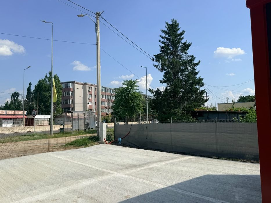 Inchiriez spatiu 150mp