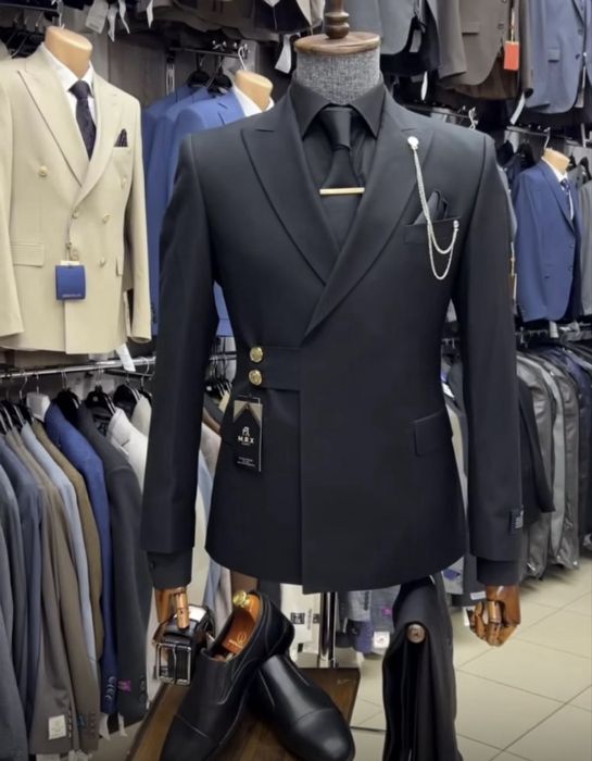 Стильные костюмы