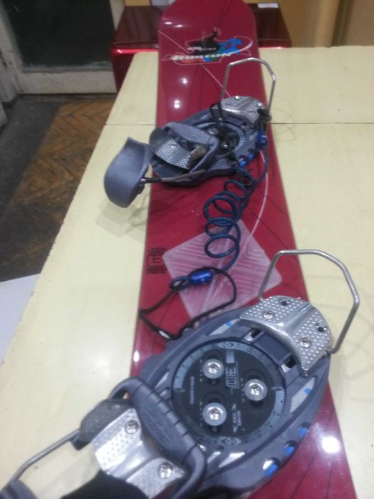 Сноуборд BURTON . Размер 163 см. Еднопосочен .