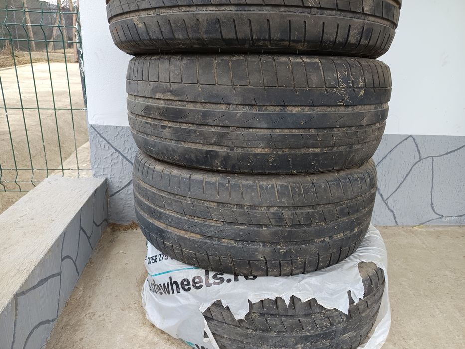 Anvelope de vînzare