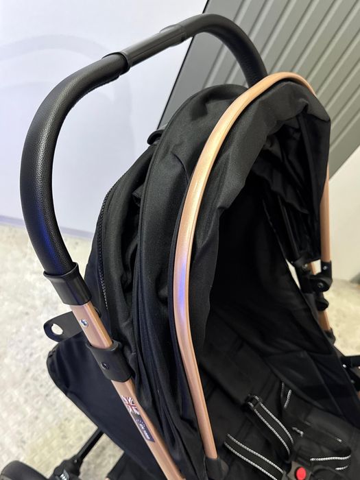 Продам коляску новую!