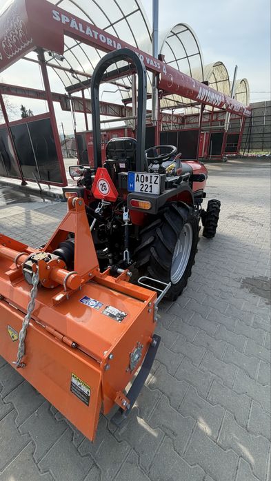Tractor japonez VST 929 cp Iseki Kubota Yanmar nou