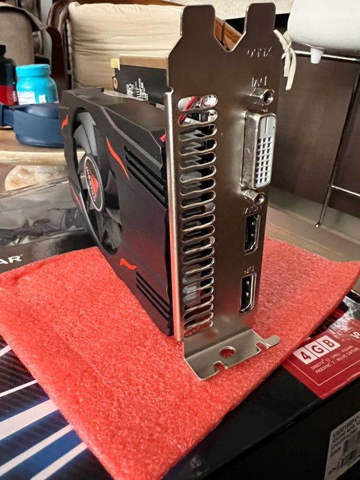 Продавам Нова BIOSTAR ATI Radeon RX550 4GB Gaming