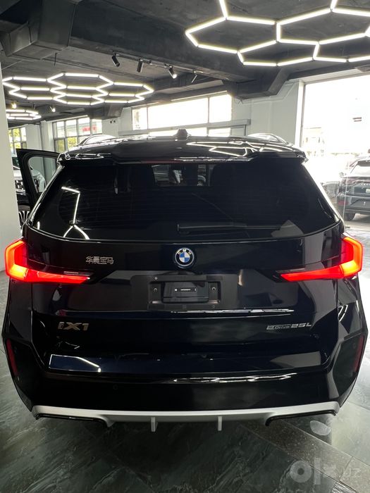 Bmw ix1 2025   Ev