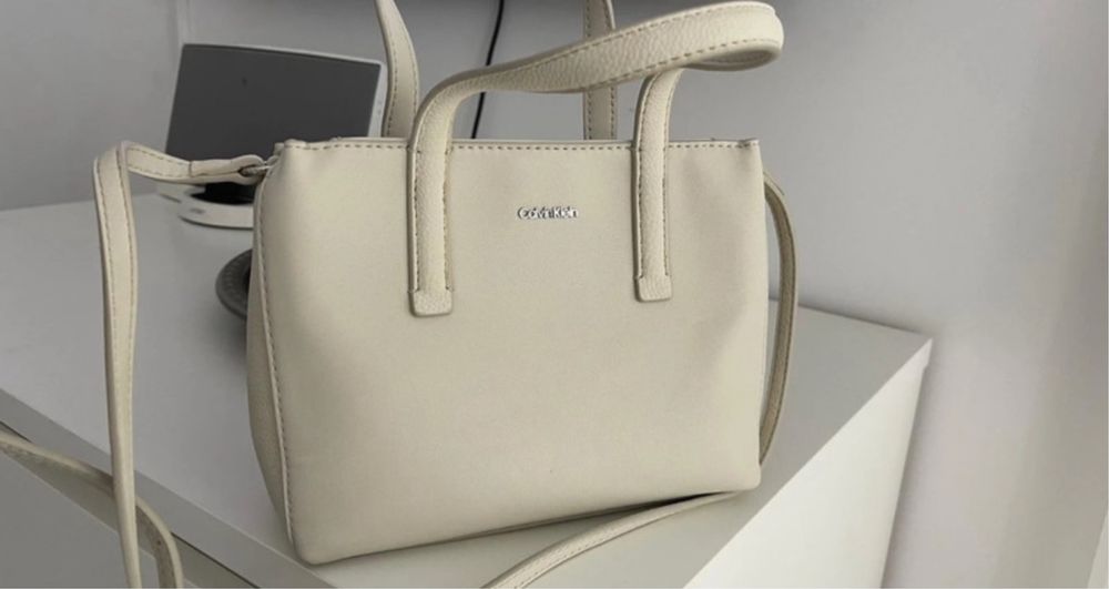 Geanta Calvin Klein