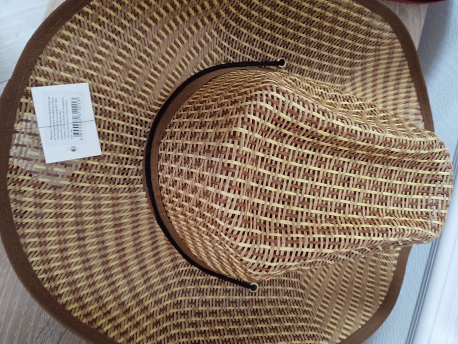 Шляпы продам супер отличные..