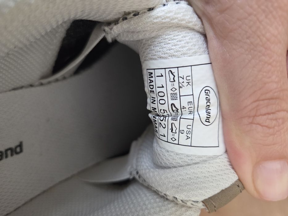 Дамски маратонки 41 номер,уголемени