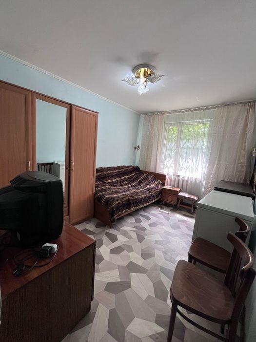 Продам 2-х Пермитина 11, 1/9
