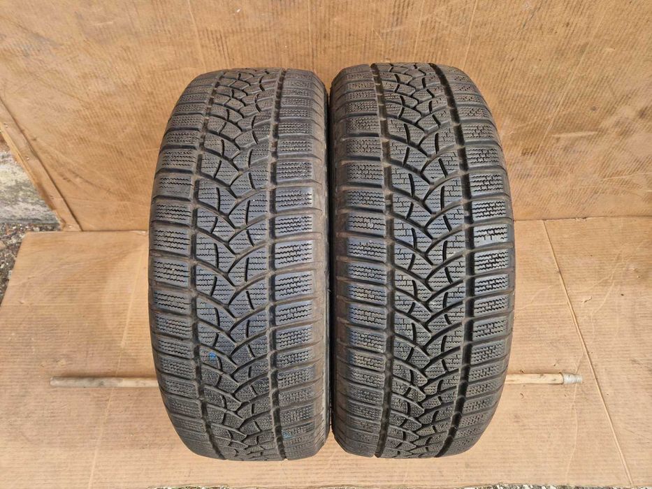 2 Firestone R17 215/60
Зимни гуми 
DOT2819