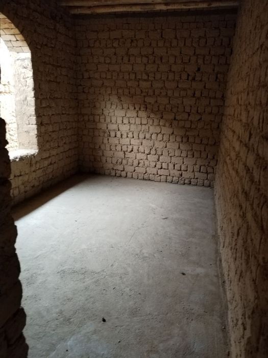 Каробка сотилади срочна