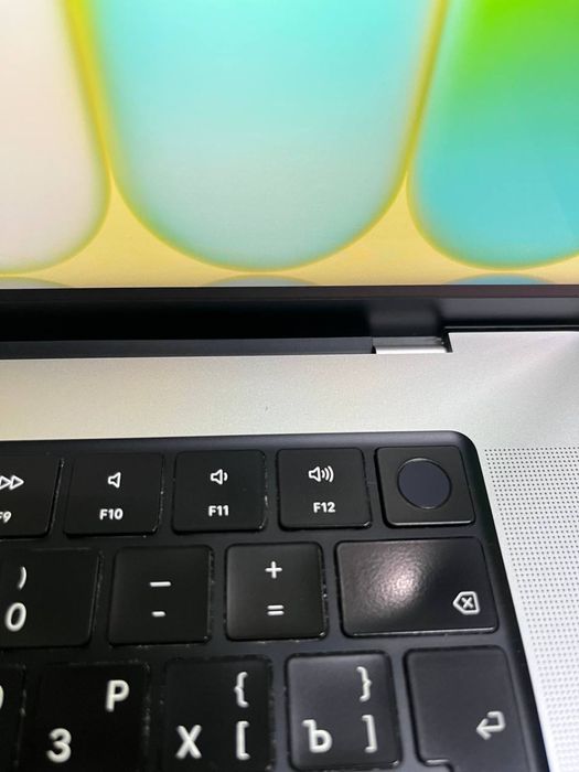 MacBook Pro 16” M1 Pro | 16GB | 1TB — в отличном состоянии
