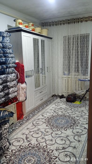 СРОЧНО СОТИЛАДИ Ховли уй хамма шароити билан 6х 8 сотх