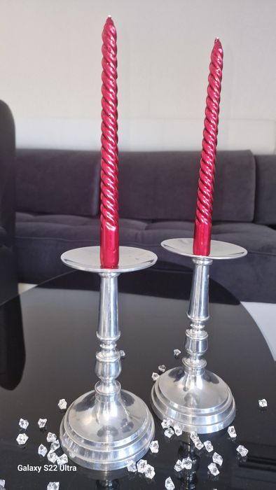 Стилни  свещници