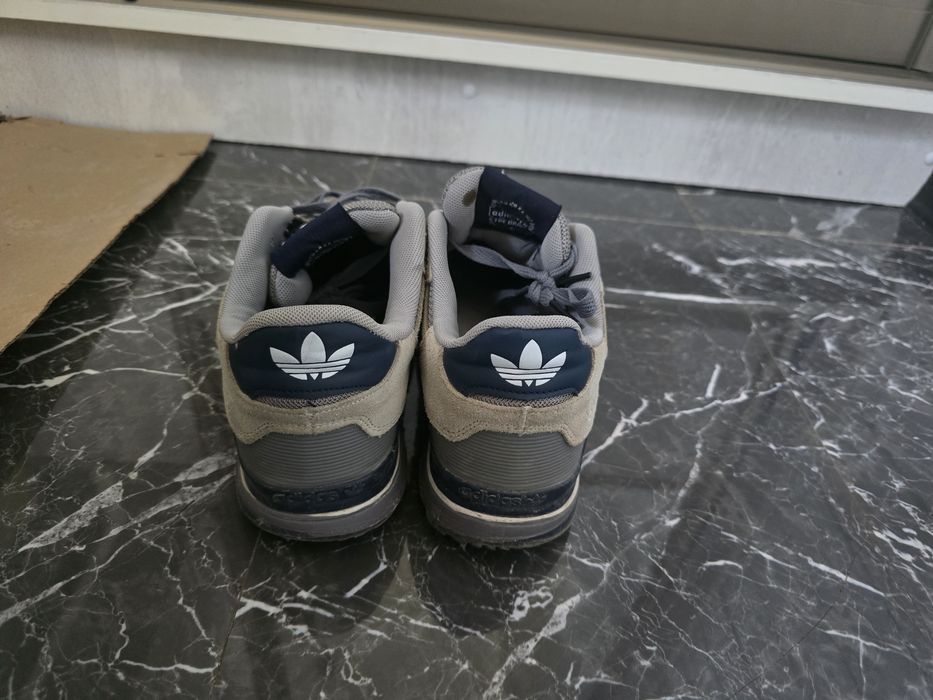 Красовка adidas zx750