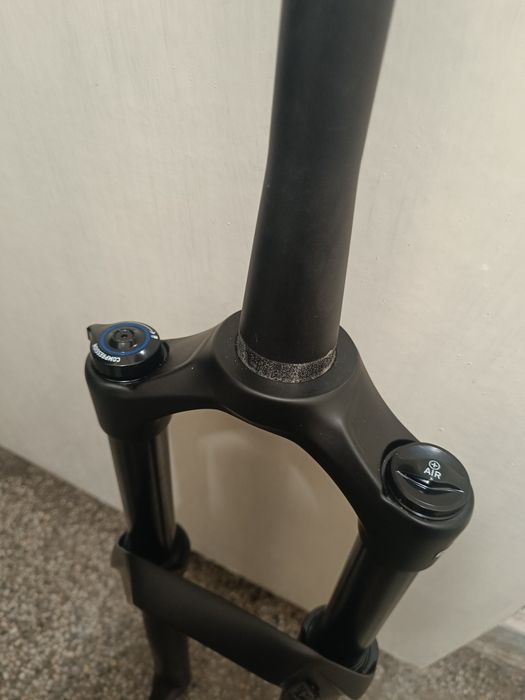 Въздушна вилка Rockshox Recon 27.5 цола