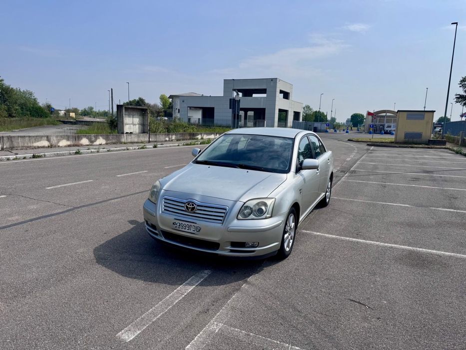Vand toyota avensis
