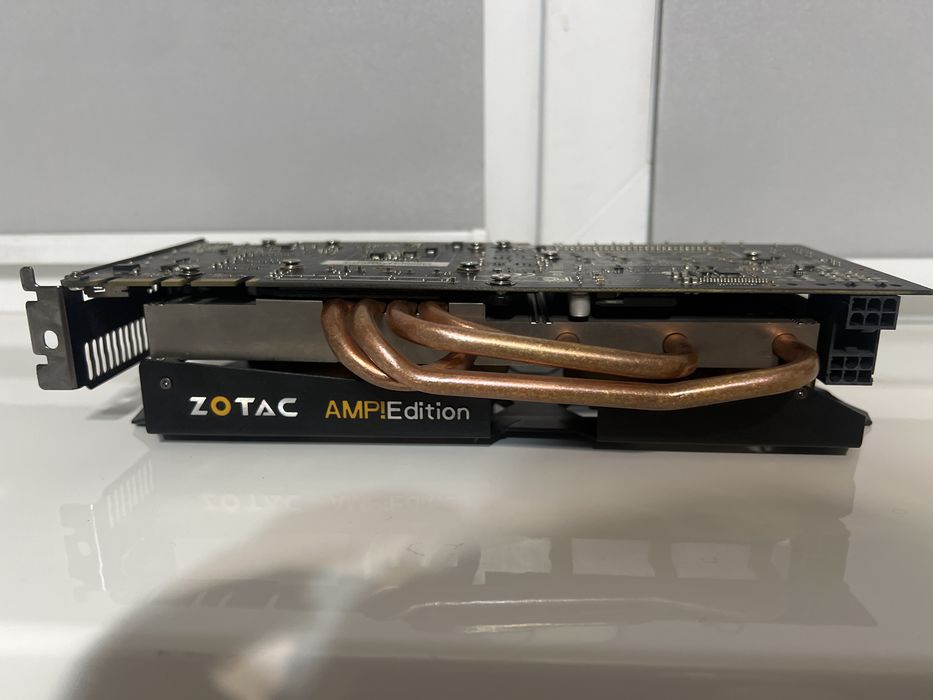 Видеокарта GTX 680 Zotac