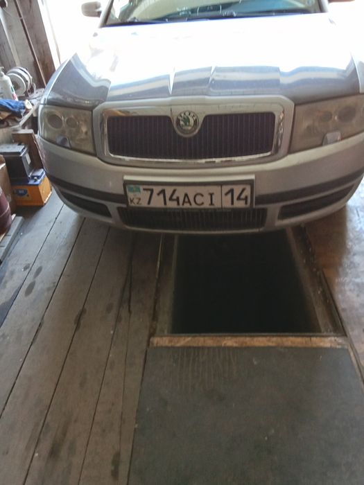 Продам автомашину,Шкода супер Б.