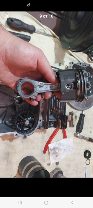 Бензинова косачка...