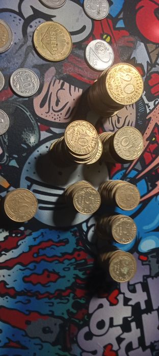 Vând monede nu dau la bucată și livrare personal doar în Iași