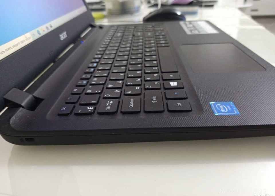 Продам ноутбук  d15,6  ACER