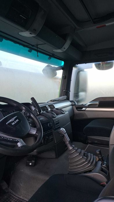 Cap tractor două axe MAN