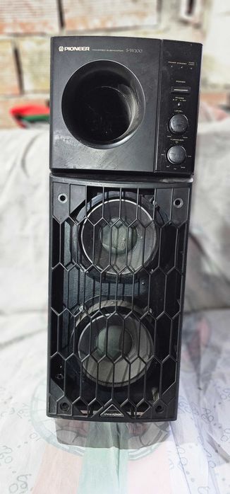 Усилвател,буфер и тонколони