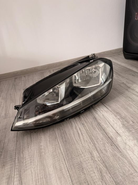 Faruri HELLA 5G1 941 005 D Volkswagen Golf 7 2019